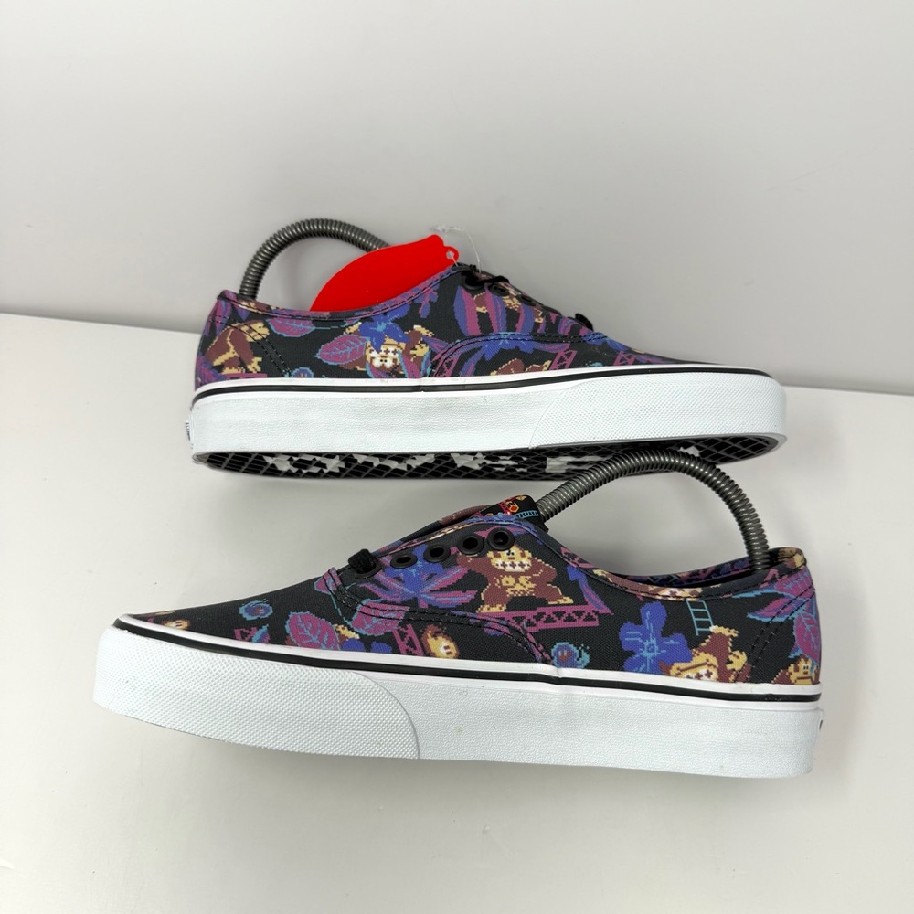 Vans x Nintendo Donkey Kong Authentic Shoe Sneaker Women’s Sz 8.5 Limited Ed NEW - Picture 4 of 8